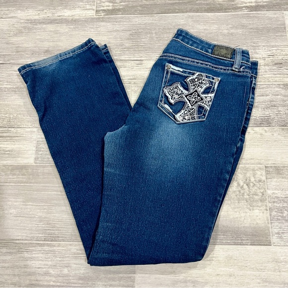 ZCO Denim Jean Women's Size 28X28.5 Embellished Cross Pockets Dark Blue Low Rise - Picture 1 of 9